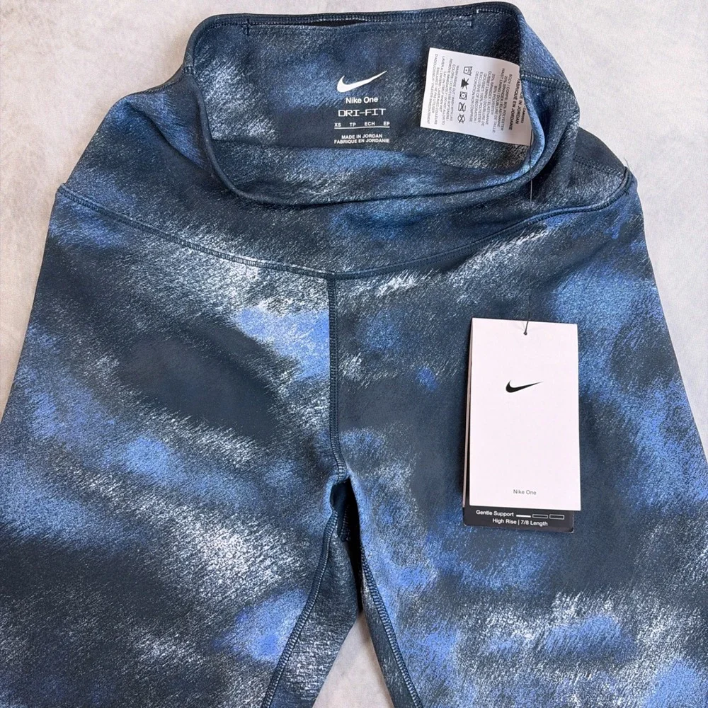 Nike One Dri-FIT Leggings Womens XS Blue NEW High Rise 7/8 Training Tights.